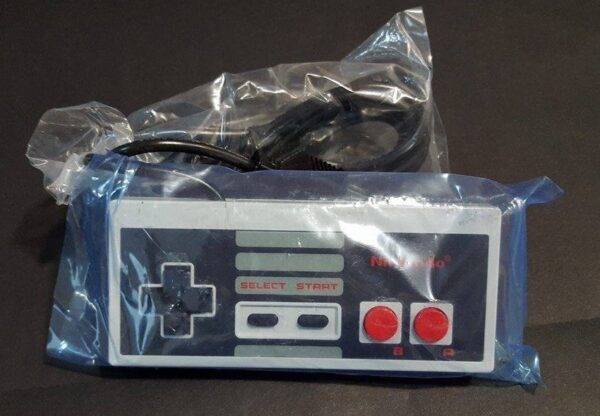Manette Officielle NES Original neuve (sans boite)